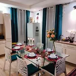 Glamorous Flat In *