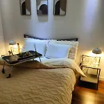 Glamorous Flat In Apartment