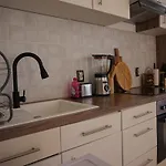 Glamorous Flat In Lejlighed Merzmuhler