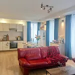 Glamorous Flat In Apartment