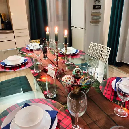 Glamorous Flat In Merzmuhler