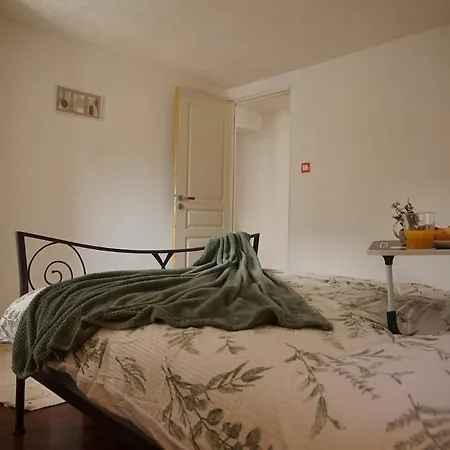 Daire Glamorous Flat In