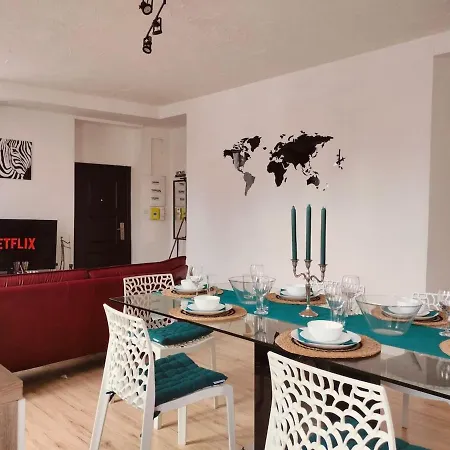 Glamorous Flat In Merzmuhler