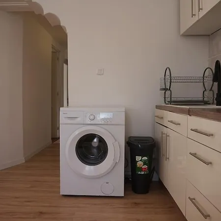 Glamorous Flat In Daire *