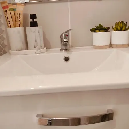 Glamorous Flat In Daire Merzmuhler