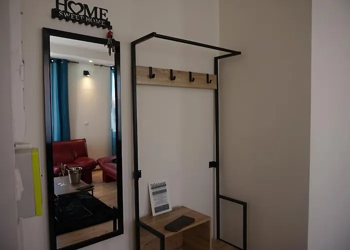 Glamorous Flat In Appartement