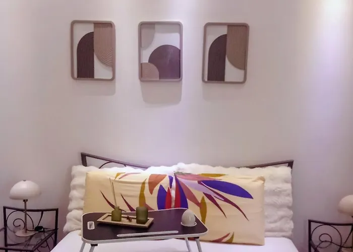Glamorous Flat In