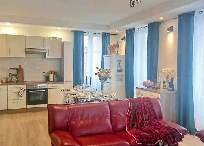 Glamorous Flat In Appartement